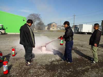 消火器取扱訓練 アクティブバス